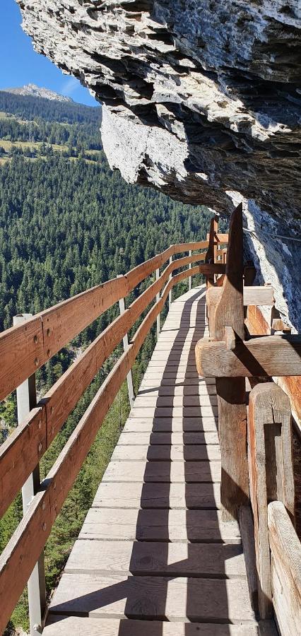 Un Moment De Detente Inoubliable Saillon-Les-Bain エクステリア 写真