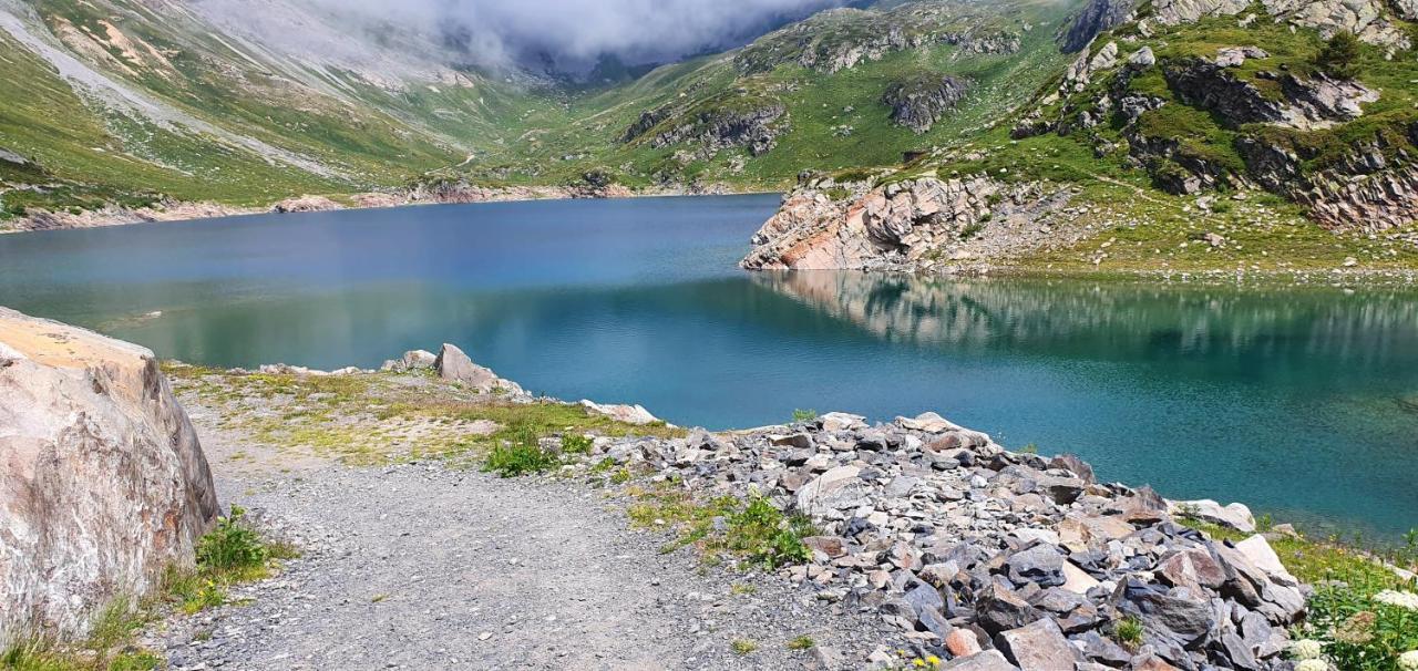 Un Moment De Detente Inoubliable Saillon-Les-Bain エクステリア 写真