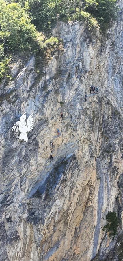 Un Moment De Detente Inoubliable Saillon-Les-Bain エクステリア 写真